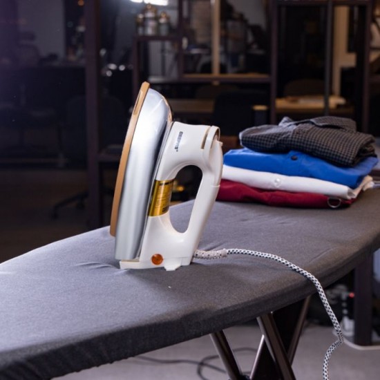 Geepas White 1200W Heavy Weight Dry Iron - Non Stick Sole Plate, Temperature Control Geepas White 1200W Heavy Weight Dry Iron - Non Stick Sole Plate, Temperature Control